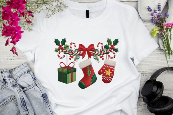 Download Winter Holiday Decorations T-shirt - Holiday decor Collection